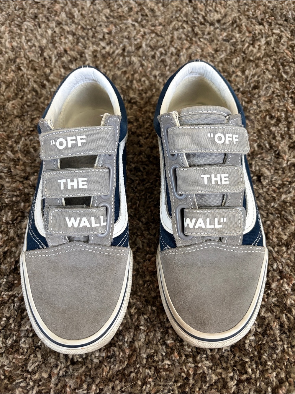 Vans Old Skool V Off the Wall Strapped Velcro Sneakers, Size 4.5 Blue Gray Suede
